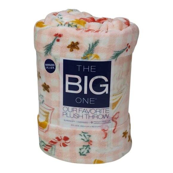 The Big One Oversized Plush Throw Blanket 5 X 6' Faux Fur Pink Holiday Cocktails - Picture 10 of 10